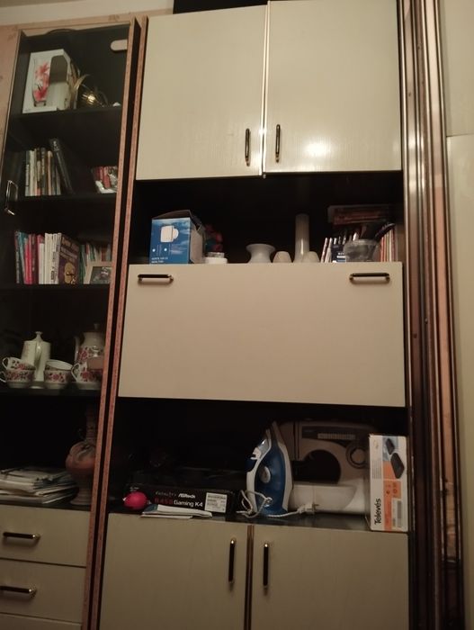 Продам шкафы , гарнитур Сергей ьььььь