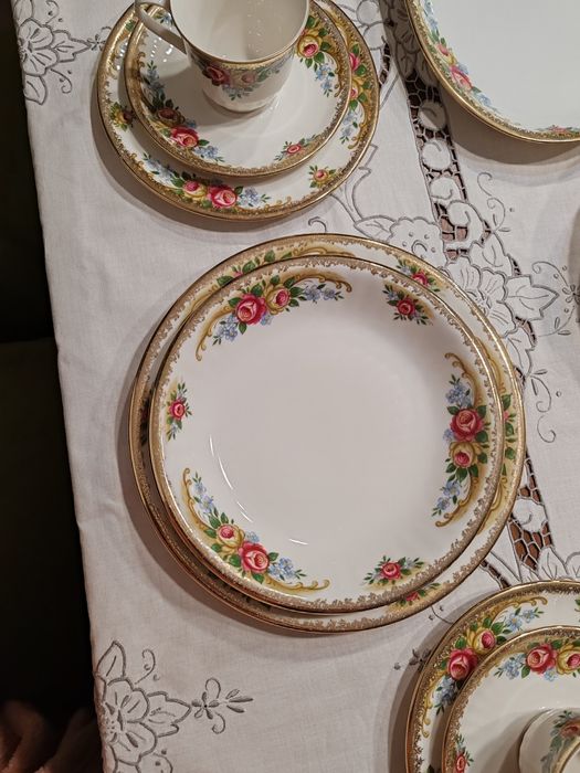 Serviciu de masa și ceai/ cafea