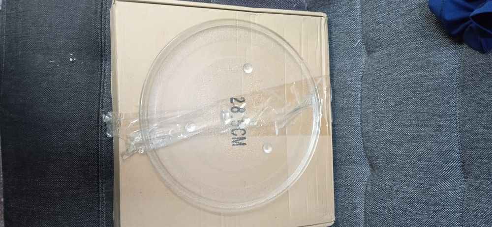 Продам новые  .тарелки для микроволновой печи