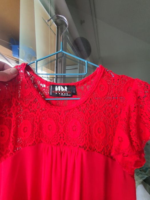 Rochie rosie eveniment
