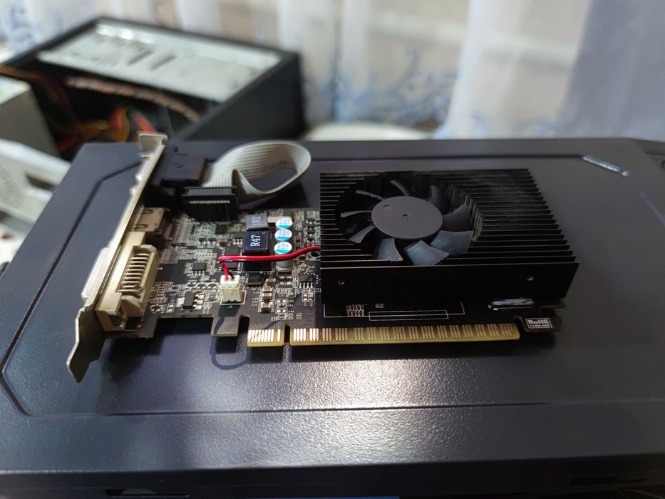 GT 730 2GB ideal holatda