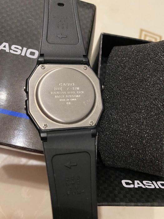 Casio nou, nepurtat.