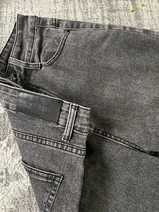 Джинсы женская модный