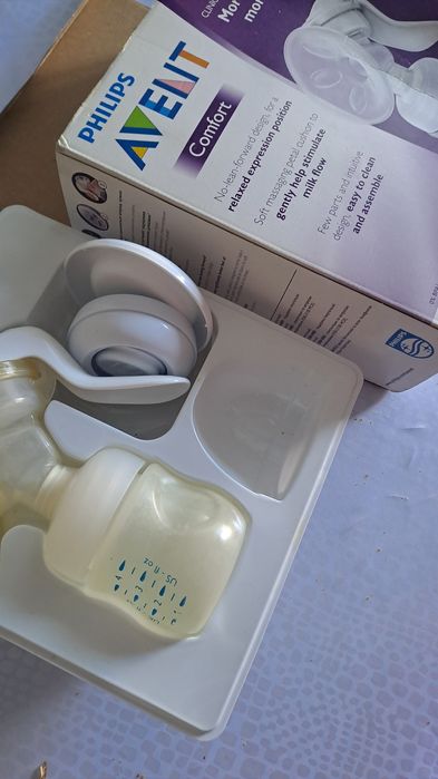 Молокоотсос Avent