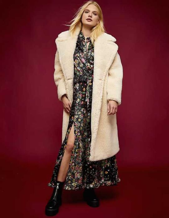 Rochie midi-lunga floral print cu decolteu si slit pe picior Topshop