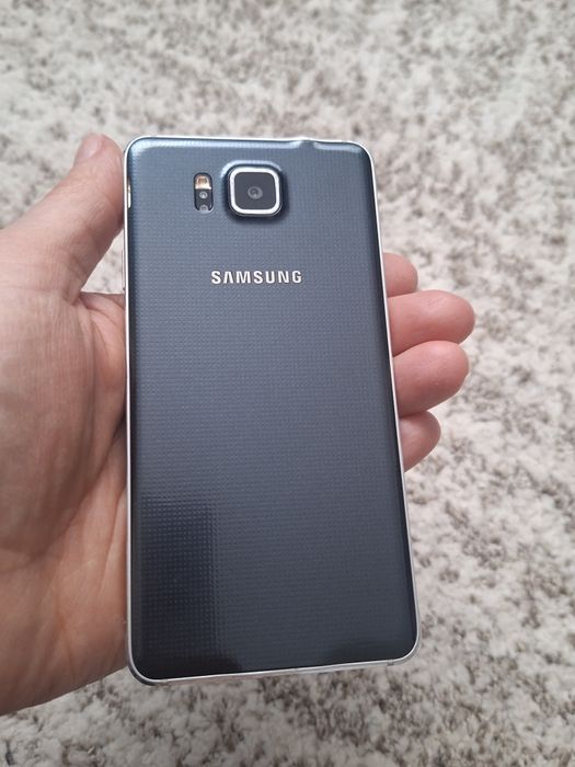 Telefon Samsung Galaxy Alpha.