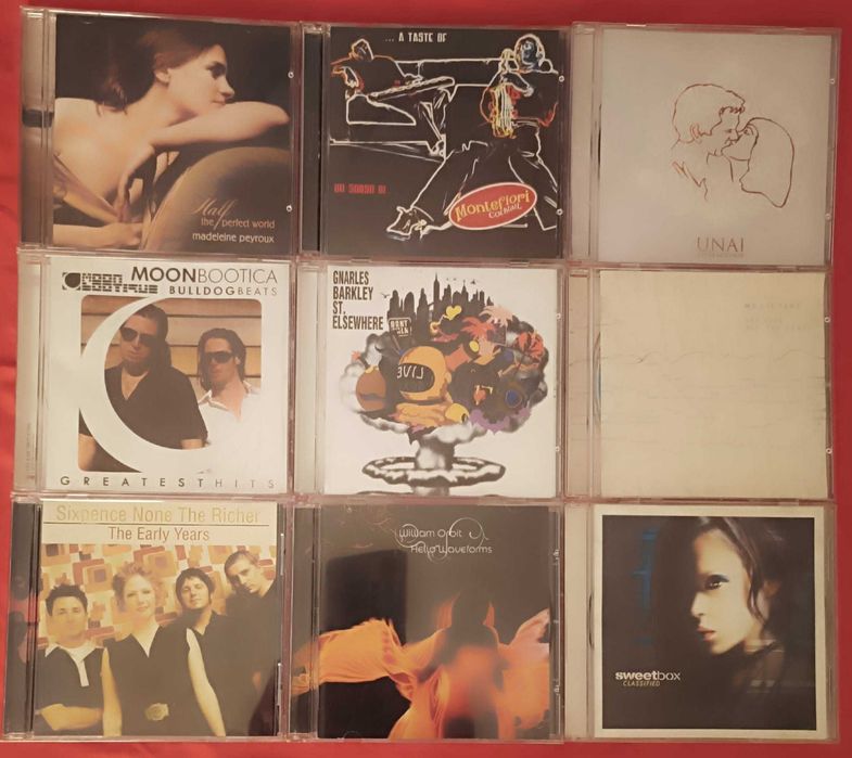CD оригинални и лицензиони рок, поп, електроника и джаз като нови.