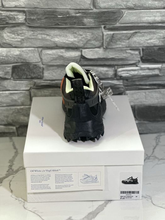 Off-White Odsy 1000 “Dark Grey” Full Box / DS
