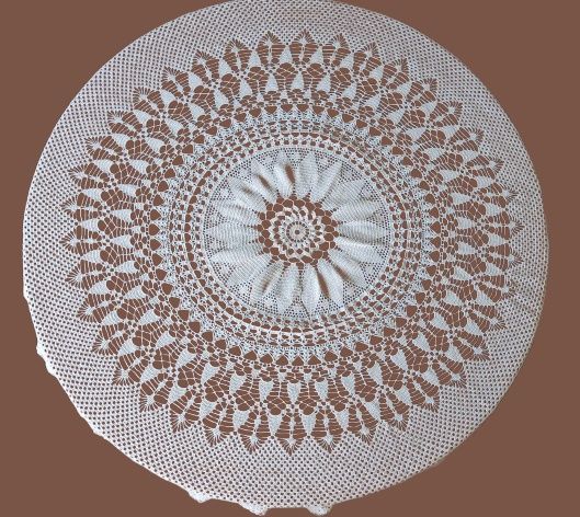 Чисто нови покривки за маса на една кука