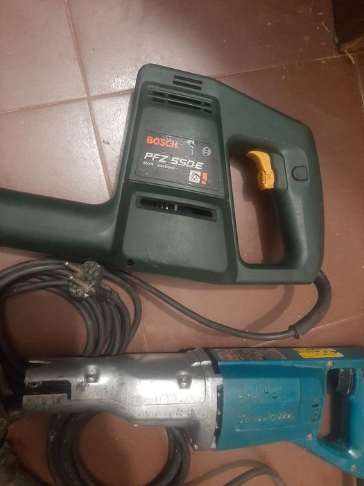 Саблени триони Макита и Бош