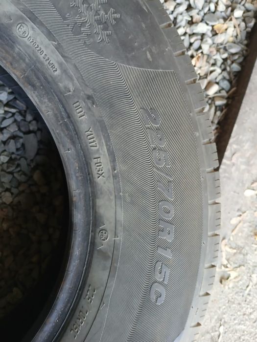 Продам 225/70R15C. 4шт