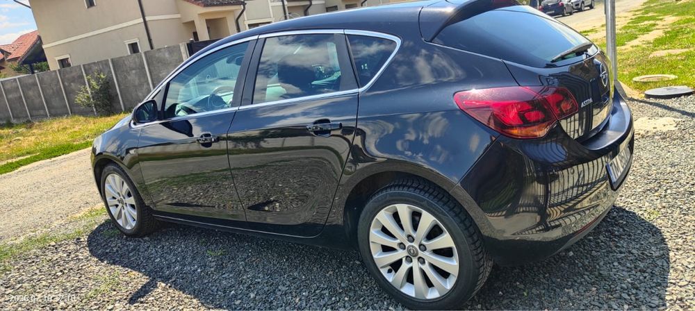 Vand Opel Astra J an 2011 1.7 diesel