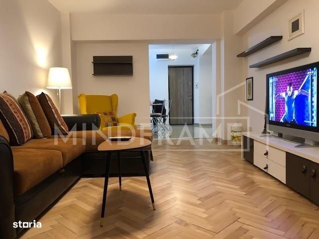 Piata Unirii Splai Metrou Decomandat Parcare