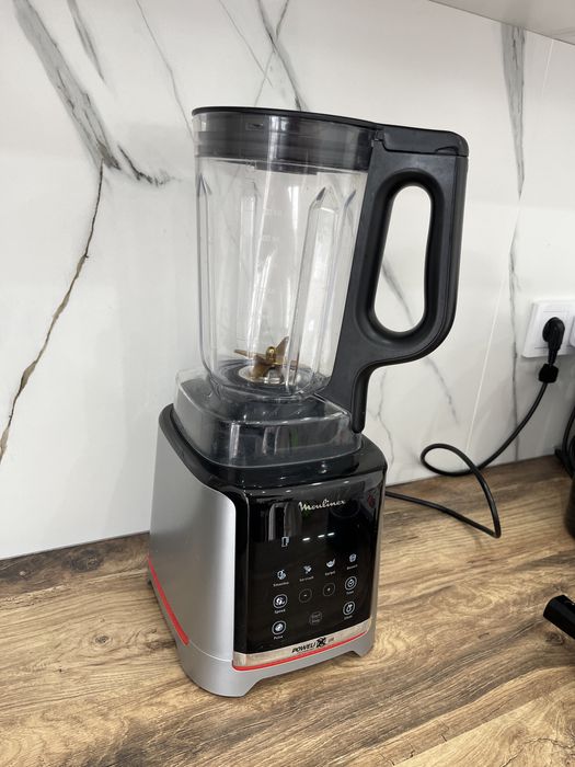 Блендер Molinex LM91