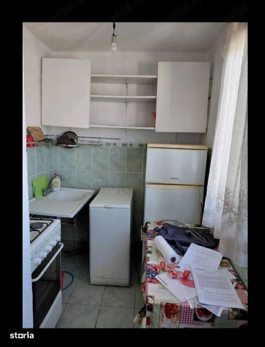 Garsonieră confortabilă, etaj 4 în Oradea — fotografia 3