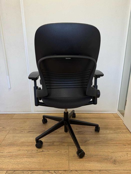 Refurbished Steelcase Leap V2 3D Knit