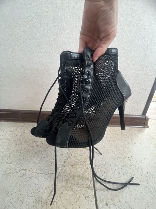 Туфли high heels