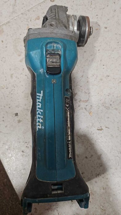 Vând scule electrice Makita