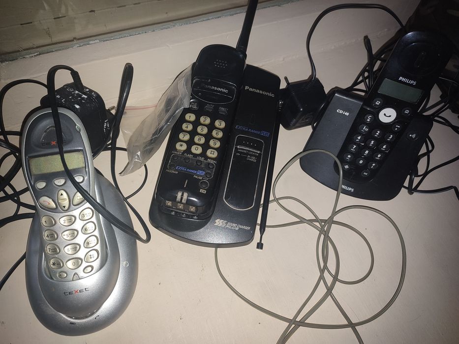 Радиотелефоны на запчасти