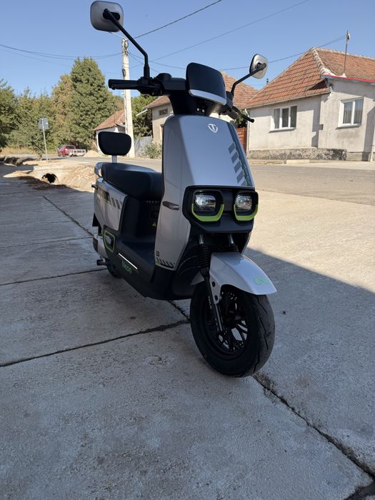 Scuter electric Geeli