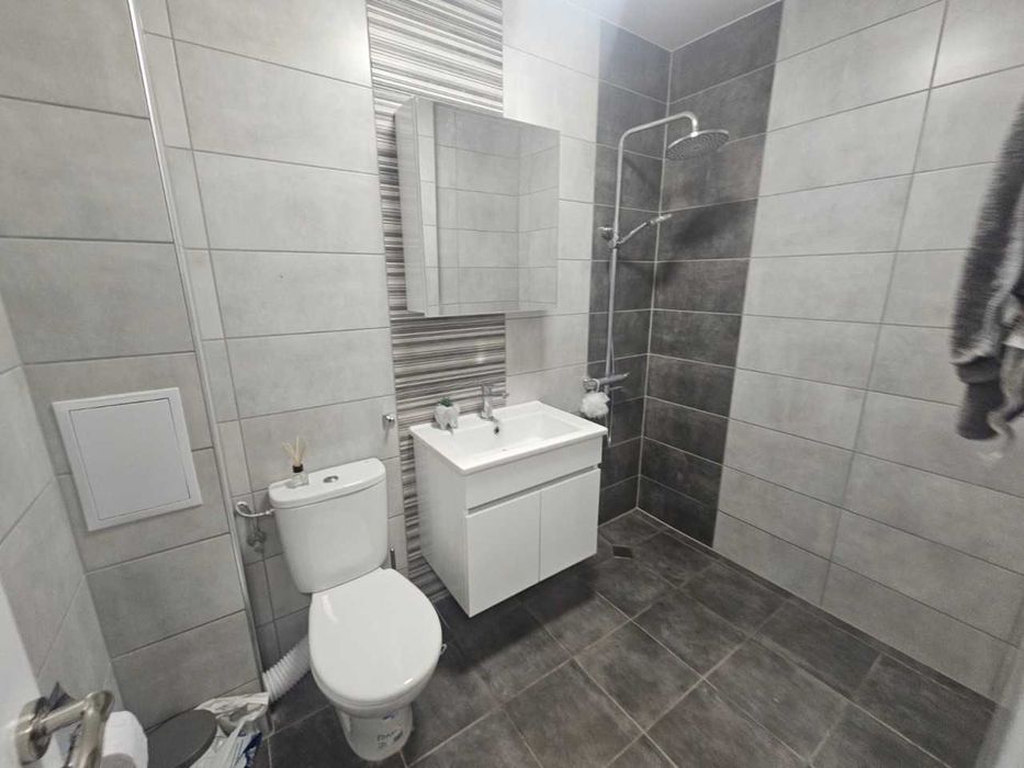 Продава се Двустаен апартамент в Пловдив, Беломорски - 68 кв.м за 1222 €/кв.м - Снимка #5