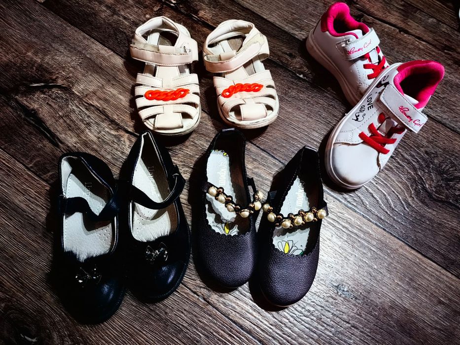 Много вещей на девочку 5 лет