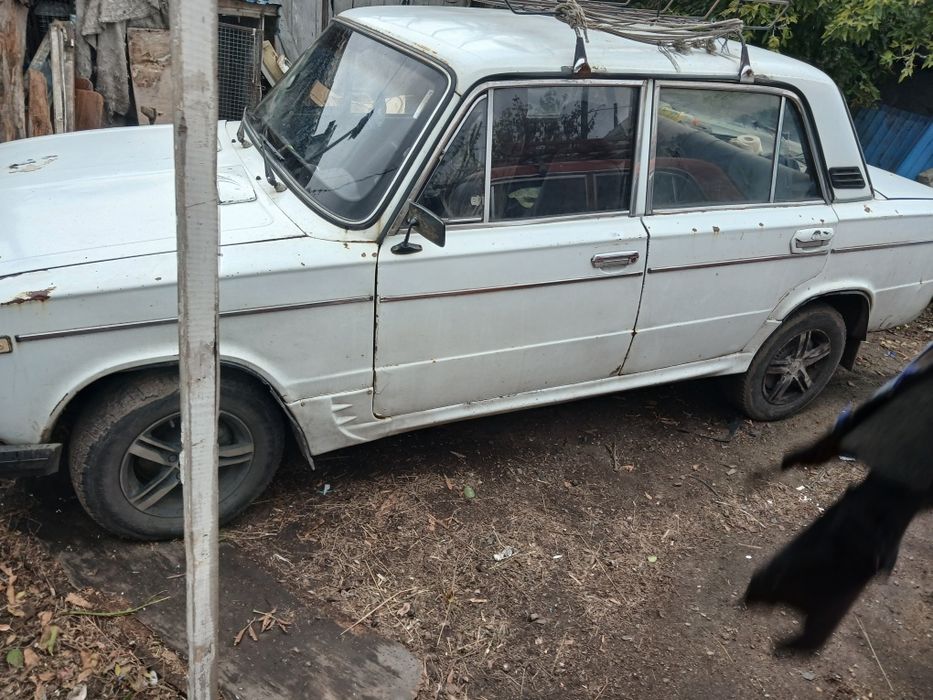 Продам две машины ваз 2106