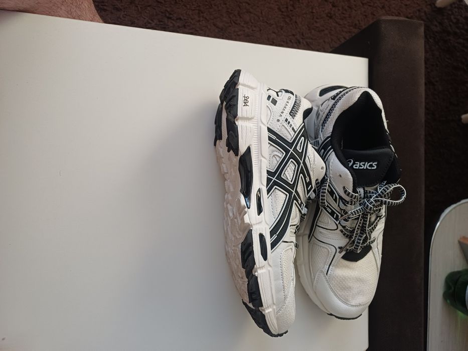 Продам кроссовки