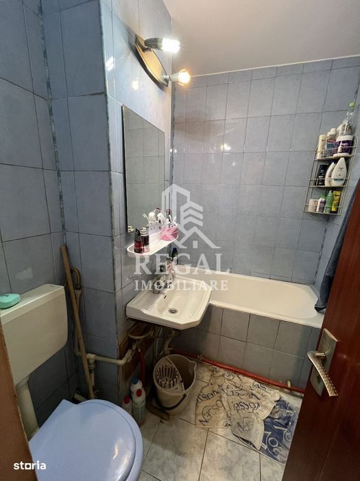 Garsonieră de vânzare – Zona Union, etaj 8/10, lift functional