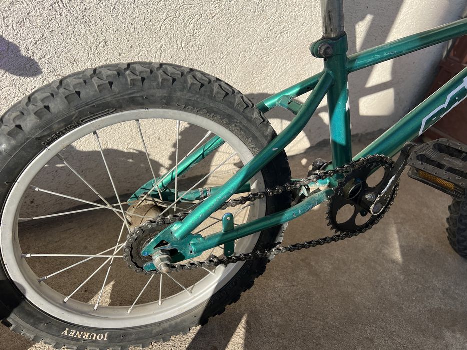 Колело BMX с 16” цола гуми с помощни колела