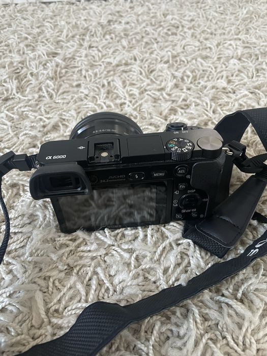 Sony alpha A6000 Mirrorles -ca nou+obiectiv 16-50mm+accesorii complete