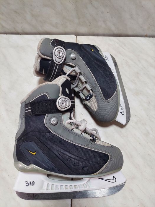 Patine 310 hochei hochey Nike marime 32,5 ( 20 cm) impecabile