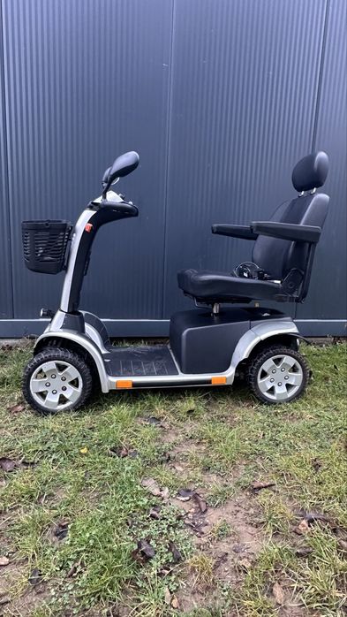Carucior electric scuter tricicleta scaun carut scuter dizabilitati
