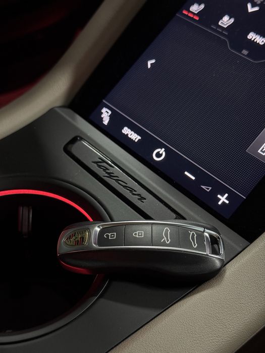 Porsche Taycan Performance Plus