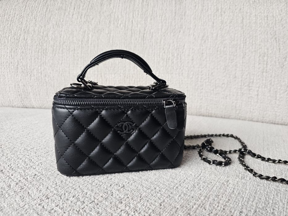 Дамска чанта CHANEL