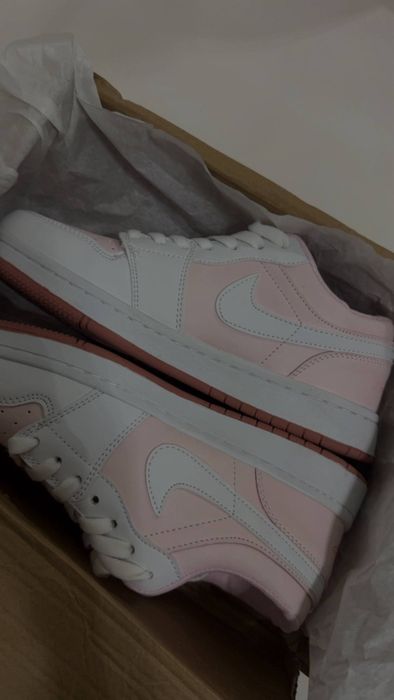 Nike Женская Кроссовка