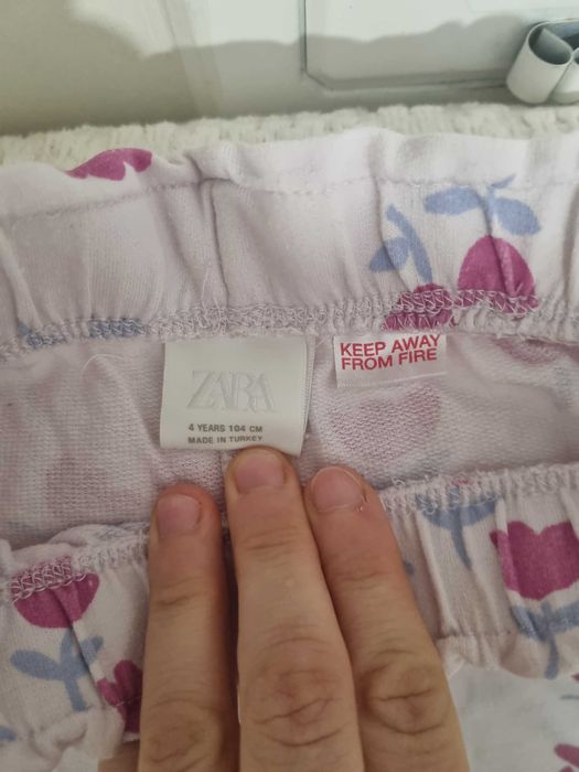 Детски панталон Zara 104 см.