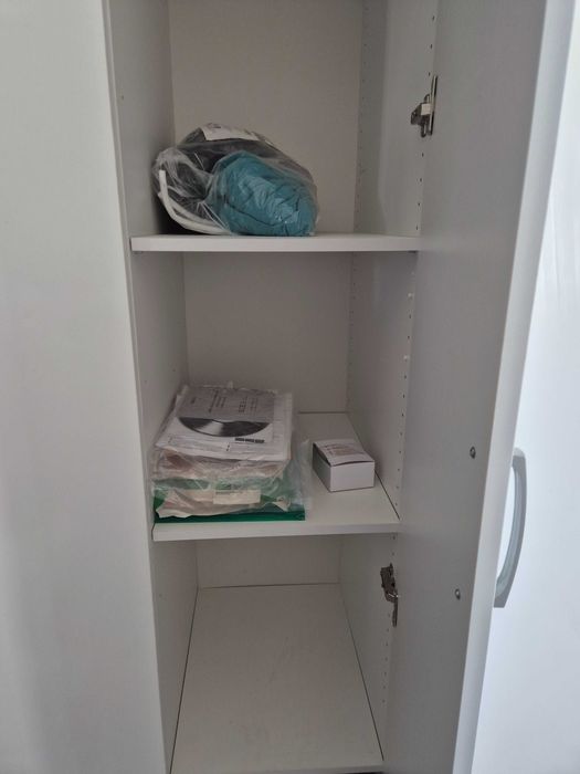 Продам шкаф. Кровать и комод в подарок!!!