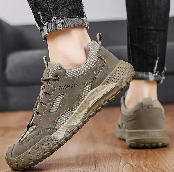 Мужские кроссовки