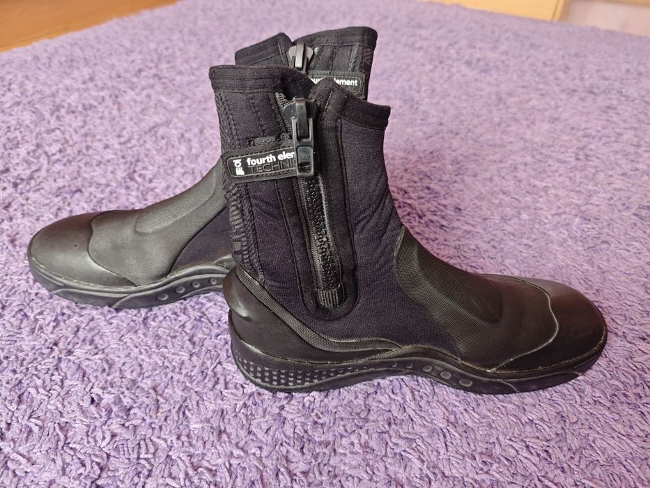 Водолазни боти Fourth element