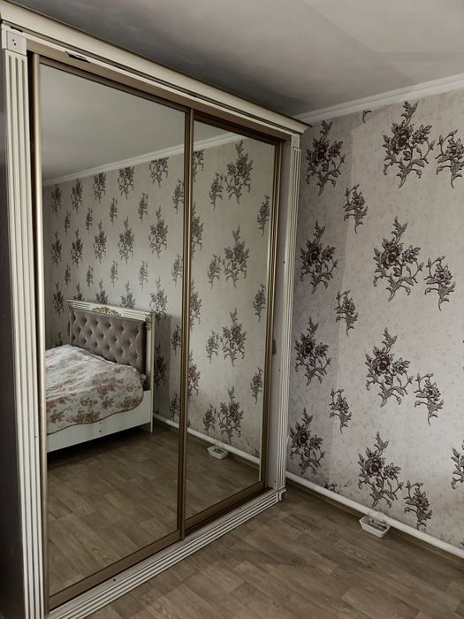 Продам спальный гарнитур