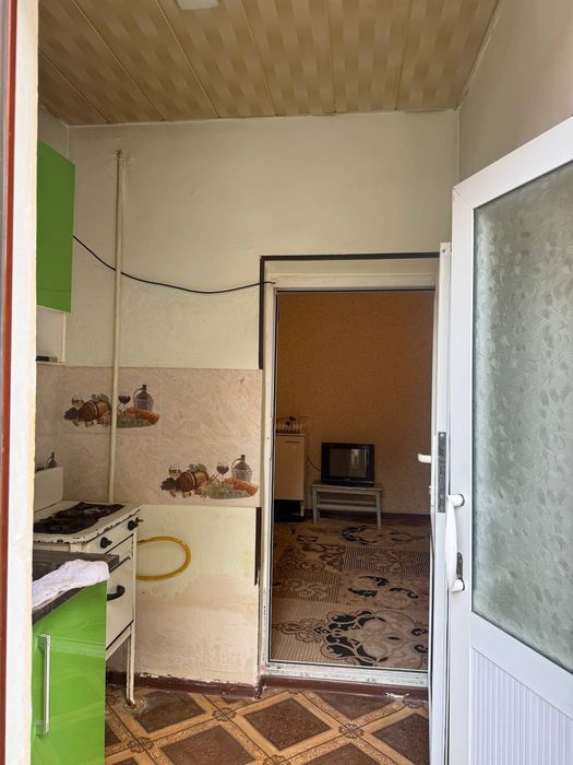 Сдается(ижарага) 1х ком без двора,Таксаматорная,ор Президентская школа