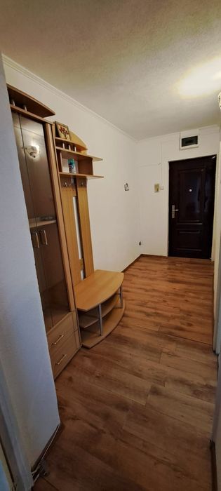 Inchiriez apartament 2 camere