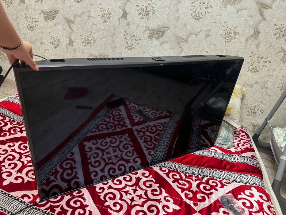 Телевизор смарт LG