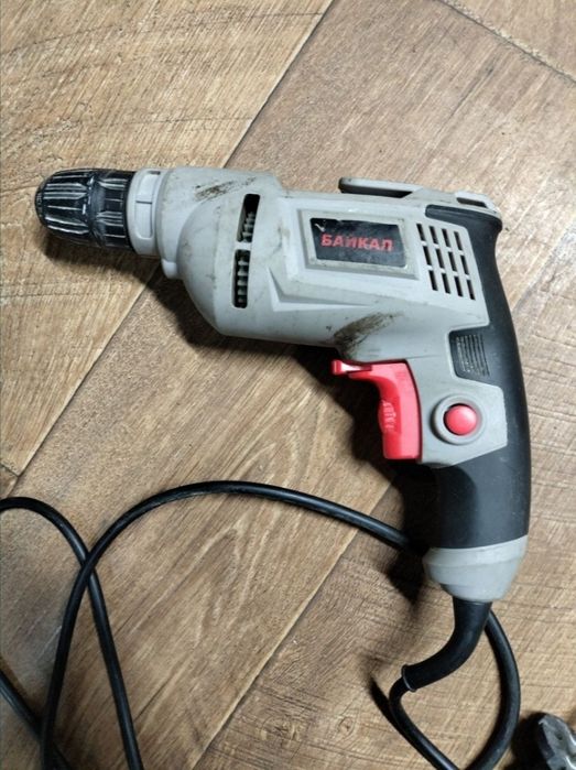Дрель электрическая