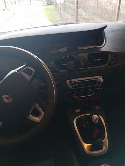 Renault grand scenic 7 locuri de vânzare motor 1600 ,131 cp