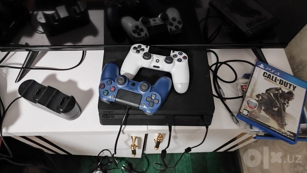 Playstation slim 4 
Playstation 4 slim sotiladi.
 1TB. Ay