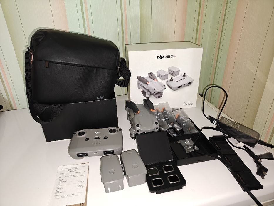 Продам дрон Dji Air 2s more combo