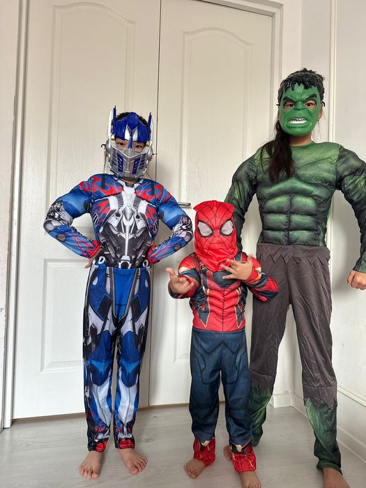 На прокат разные костюмы от 2 лет до 12