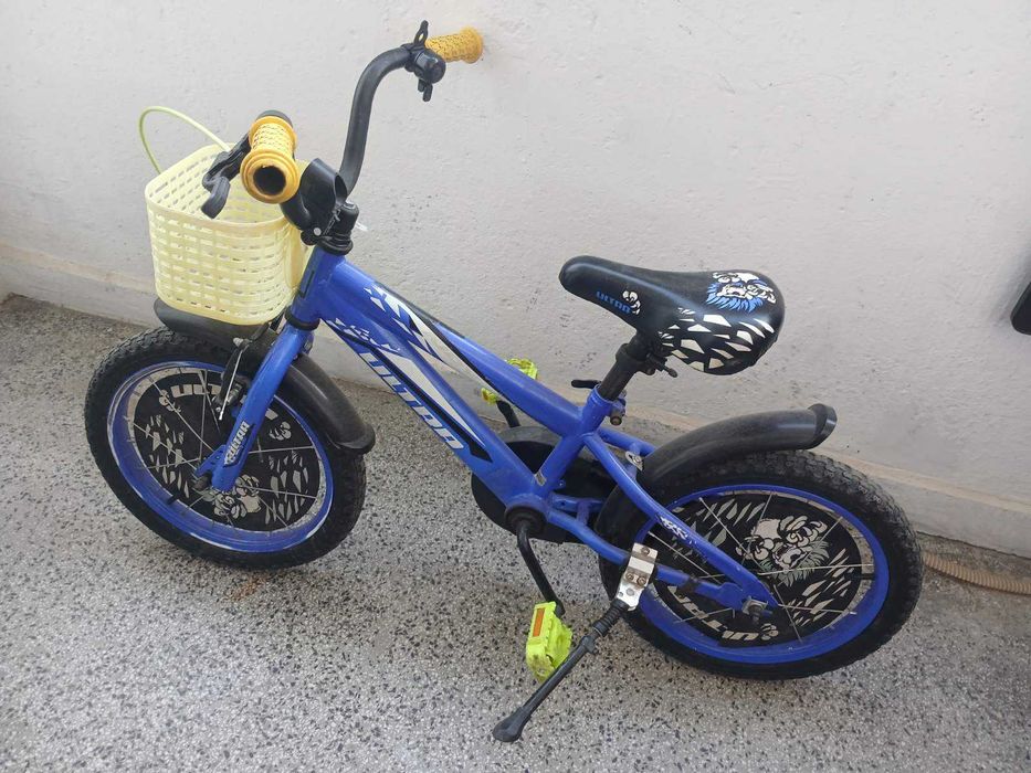 Продавам детско колело 16"